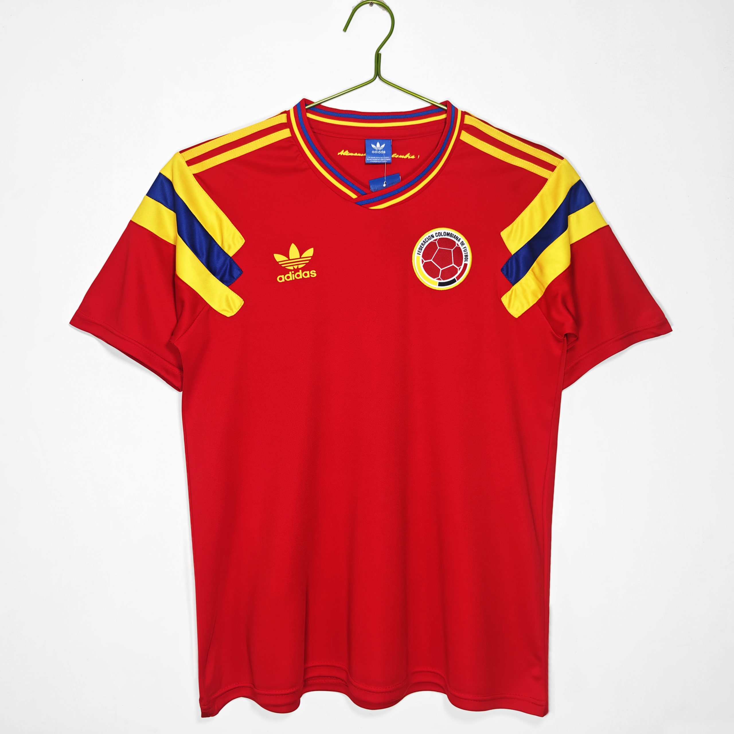 1990E8B59BE5ADA3E593A5E4BCA6E6AF94E4BA9AE5AEA2E59CBAE7BAA2E889B2E5A48DE58FA45A-6-scaled-1.jpg Colombia 1990 Away Retro Jersey – Red - Image 1