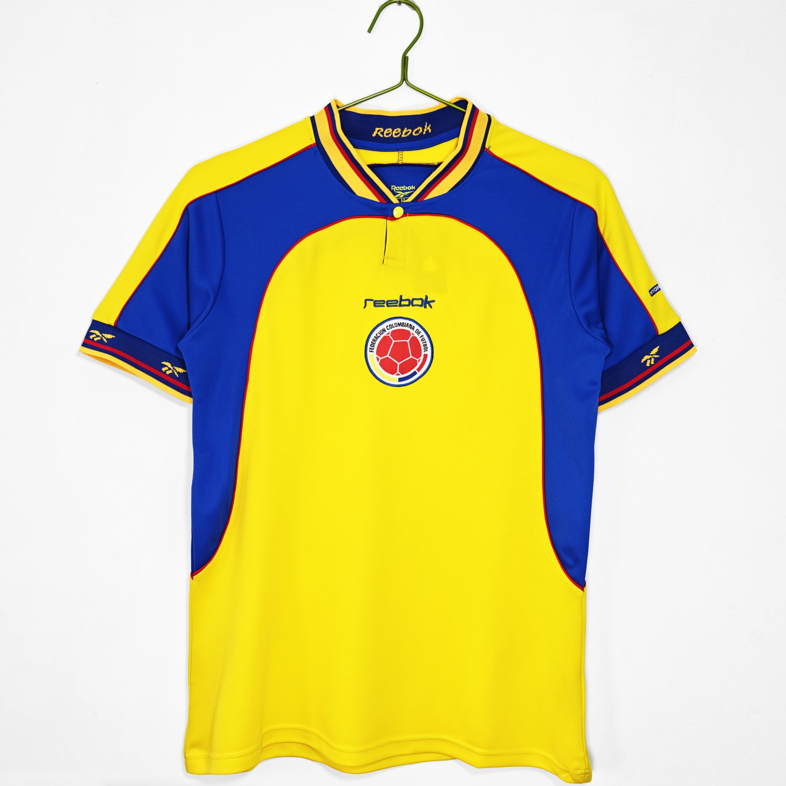 2001E8B59BE5ADA3E593A5E4BCA6E6AF94E4BA9AE4B8BBE59CBAE5A48DE58FA48A-6-scaled-1.jpg Colombia 2001 Home Retro Jersey – Yellow/Blue - Image 1